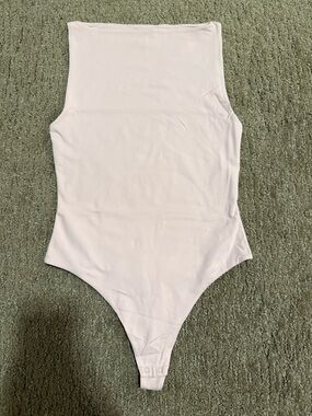 Aritzia contour bodysuit